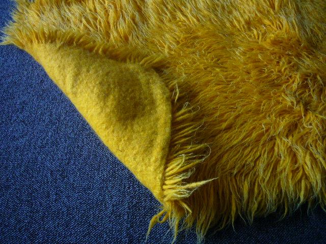 インテリア家具　ラグ　USR 0043　yellow shaggy rug（2）