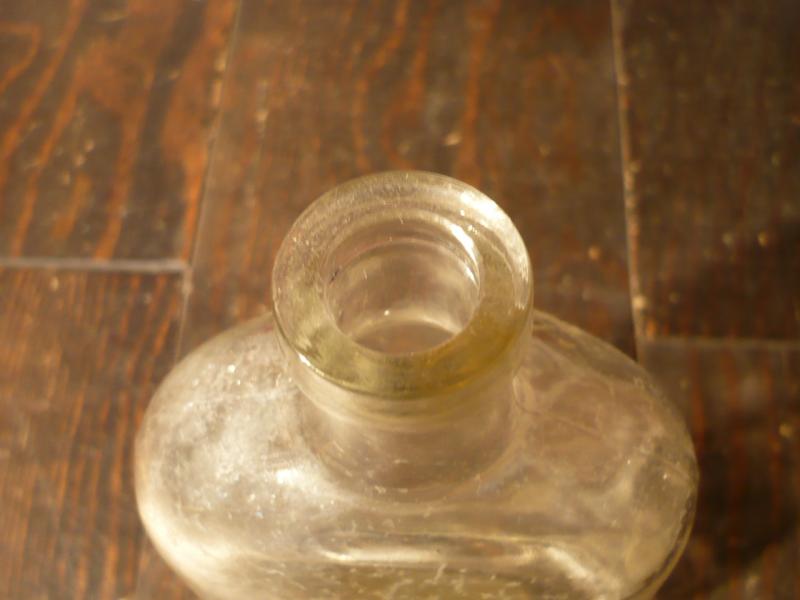 ガラス瓶　LCM 1101（3）