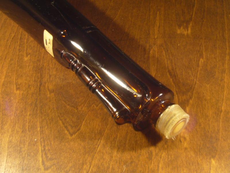 Avonのガラスボトル、香水ボトル（香水ビン、瓶）　LCM 4141（3）