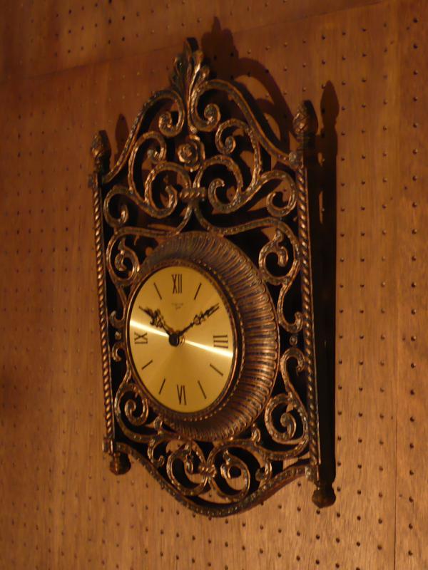 古色壁掛け時計　LCM 3280（2）
