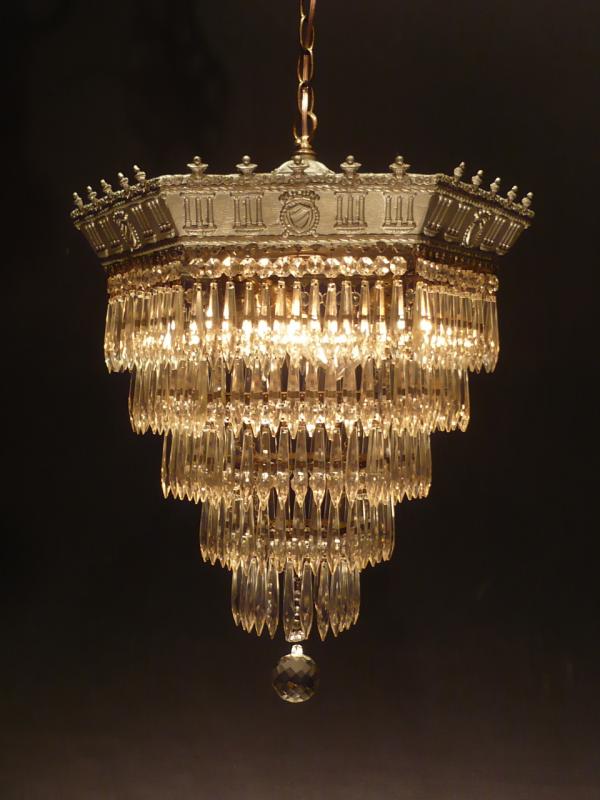 English silver cake chandelier 3灯