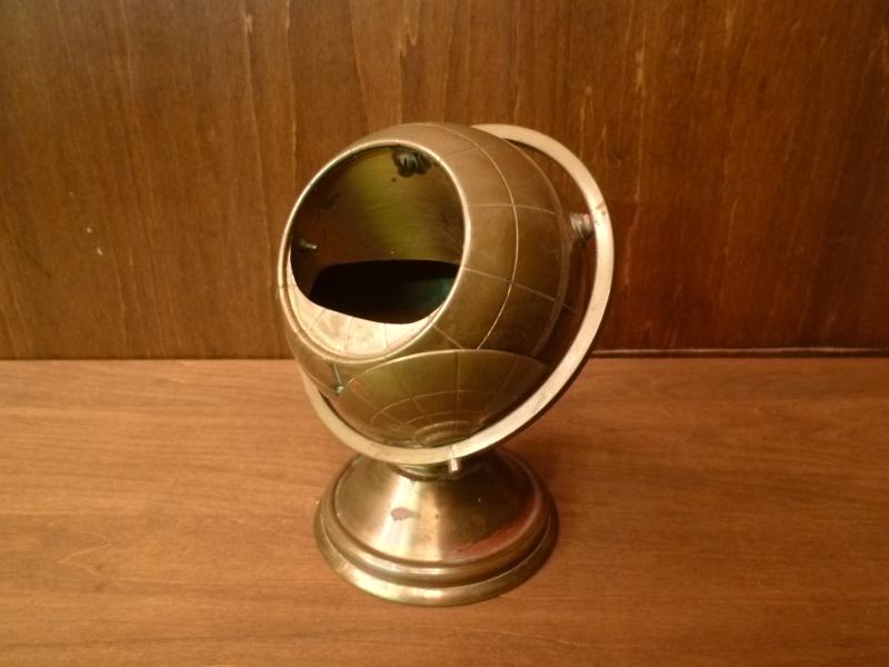 真鍮製地球儀型灰皿　レア　USM 1258（2）