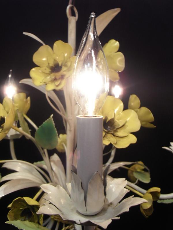 リビング照明、フランス製フラワーシャンデリア、花付きシャンデリア、白塗りアイアンシャンデリア　BCH 0062（4）