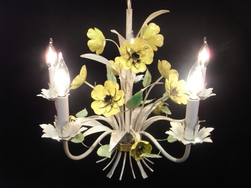 リビング照明、フランス製フラワーシャンデリア、花付きシャンデリア、白塗りアイアンシャンデリア　BCH 0062（5）
