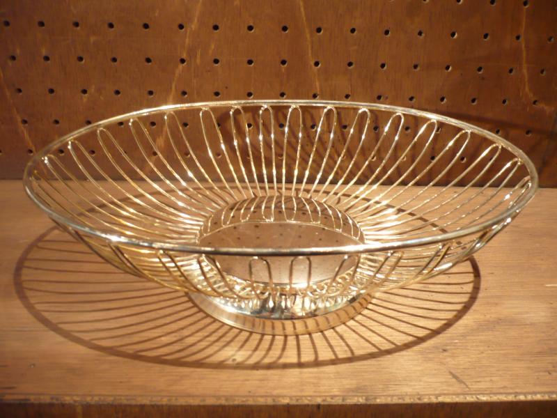 silver oval wire tray（残り1点！）