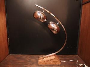 Mid century chrome & wood lamp 2灯