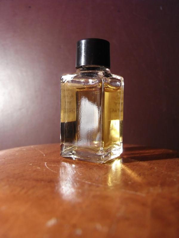 CHANEL N°5 香水瓶、ミニチュア香水ボトル、ミニガラスボトル、サンプルガラス瓶　LCC 0800（2）