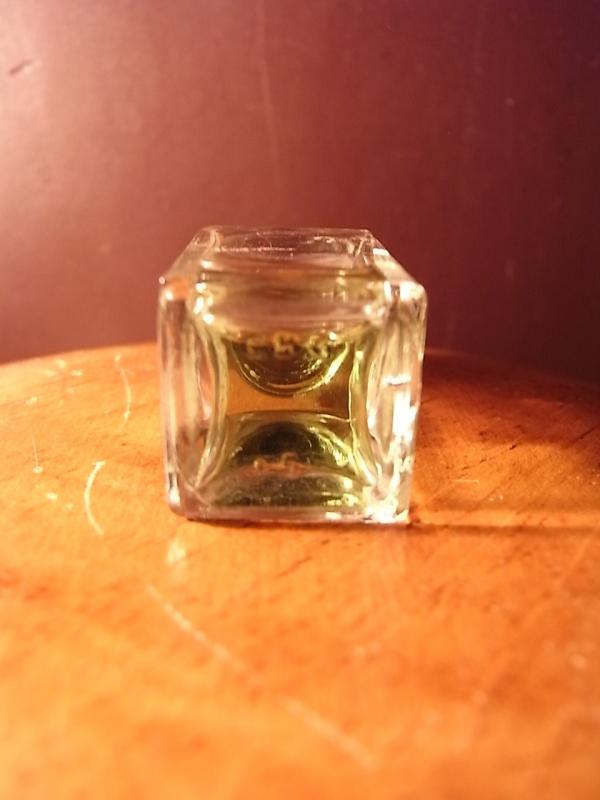 CHANEL N°19 香水瓶、ミニチュア香水ボトル、ミニガラスボトル、サンプルガラス瓶　LCC 0087（5）