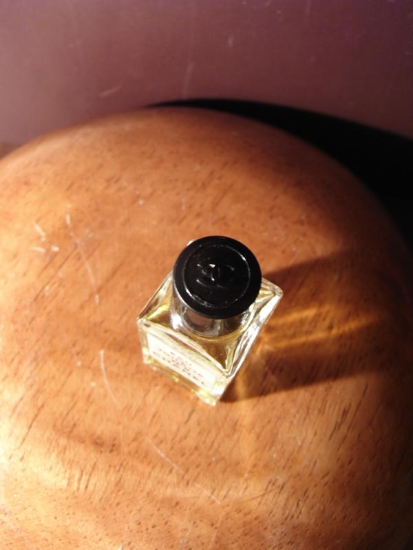 CHANEL N°5 香水瓶、ミニチュア香水ボトル、ミニガラスボトル、サンプルガラス瓶　LCM 4655（5）
