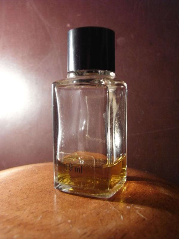 CHANEL 香水瓶、ミニチュア香水ボトル、ミニガラスボトル、サンプルガラス瓶　LCM 4634（2）