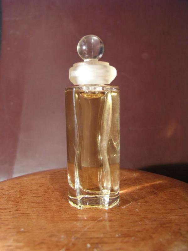 Alain Delon香水瓶、ミニチュア香水ボトル、ミニガラスボトル、サンプルガラス瓶　BCM 0040（2）