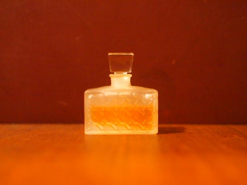 Christian Dior　Miss Diorヴィンテージ香水瓶、ミニチュア香水ボトル、ミニガラスボトル、サンプルガラス瓶　LCC 0234（3）