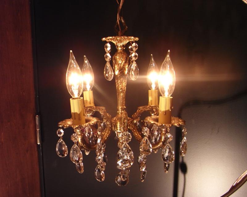 スペイン製真鍮シャンデリア（クリスタルガラスビーズシャンデリア）インテリア照明、リビング照明　LCF 0074（2）