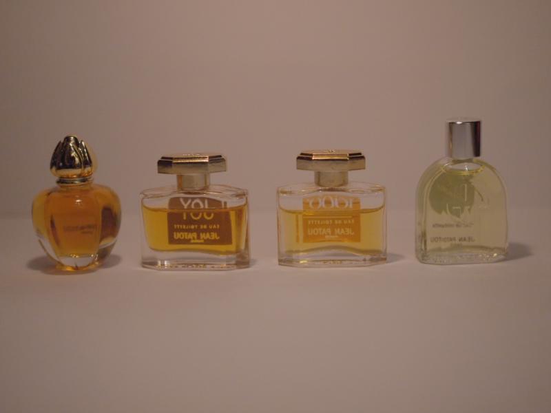 JEAN PATOU JOY香水瓶、ミニチュア香水ボトル、ミニガラスボトル、香水ガラス瓶　LCC 0294（5）