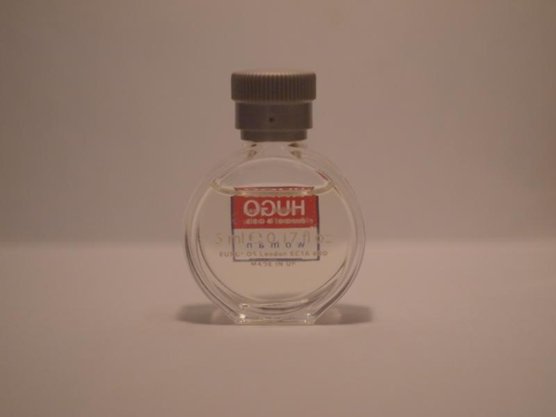 HUGO BOSS/BOSS women香水瓶、ミニチュア香水ボトル、ミニガラスボトル、サンプルガラス瓶　LCC 0067（4）