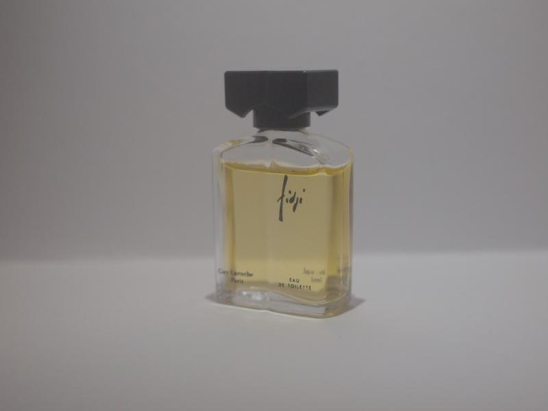 Guy Laroche/FIDJI香水瓶、ミニチュア香水ボトル、ミニガラスボトル、サンプルガラス瓶　LCC 0071（2）
