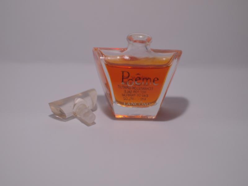 LANCOME/Poeme香水瓶、ミニチュア香水ボトル、ミニガラスボトル、サンプルガラス瓶　LCC 0085（6）