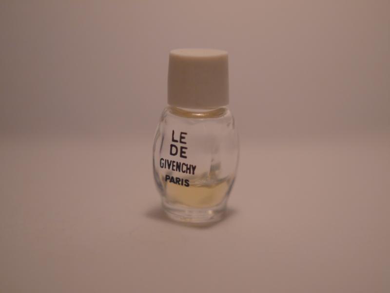 GIVENCHY/LE DE GIVENCHY香水瓶、ミニチュア香水ボトル、ミニガラスボトル、香水ガラス瓶　LCC 0222（2）
