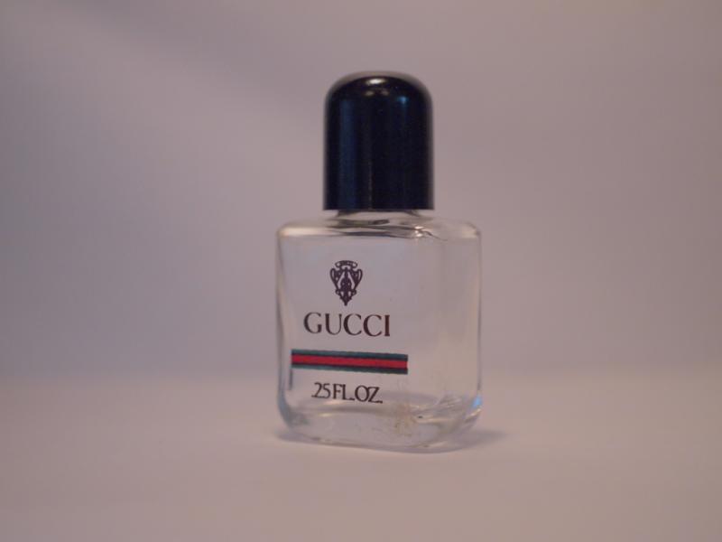 GUCCI香水瓶、ミニチュア香水ボトル、ミニガラスボトル、サンプルガラス瓶　LCC 0310（2）