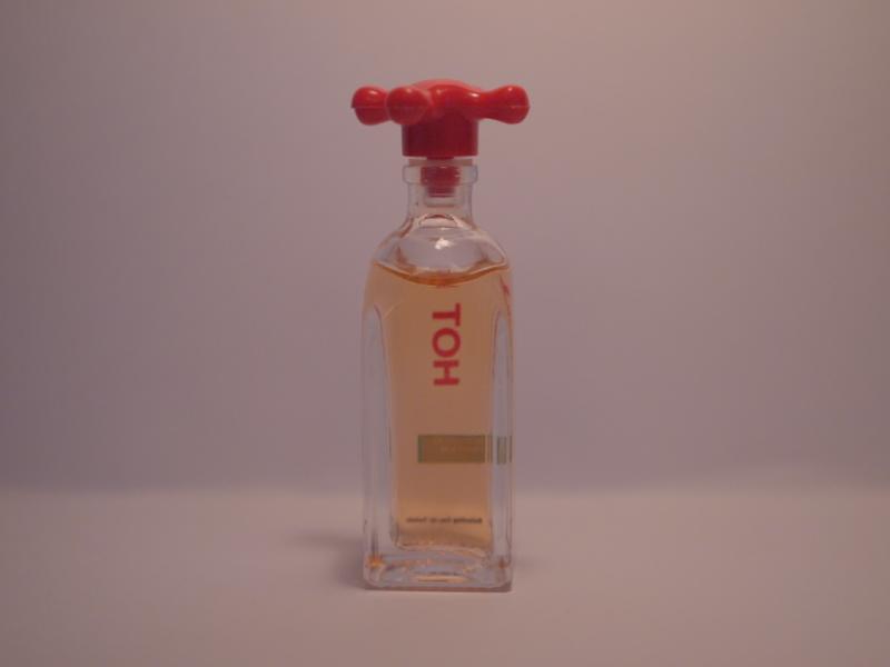 BENETTON/BENETTON HOT mini香水瓶、ミニチュア香水ボトル、ミニガラスボトル、香水ガラス瓶　LCC 0316（4）