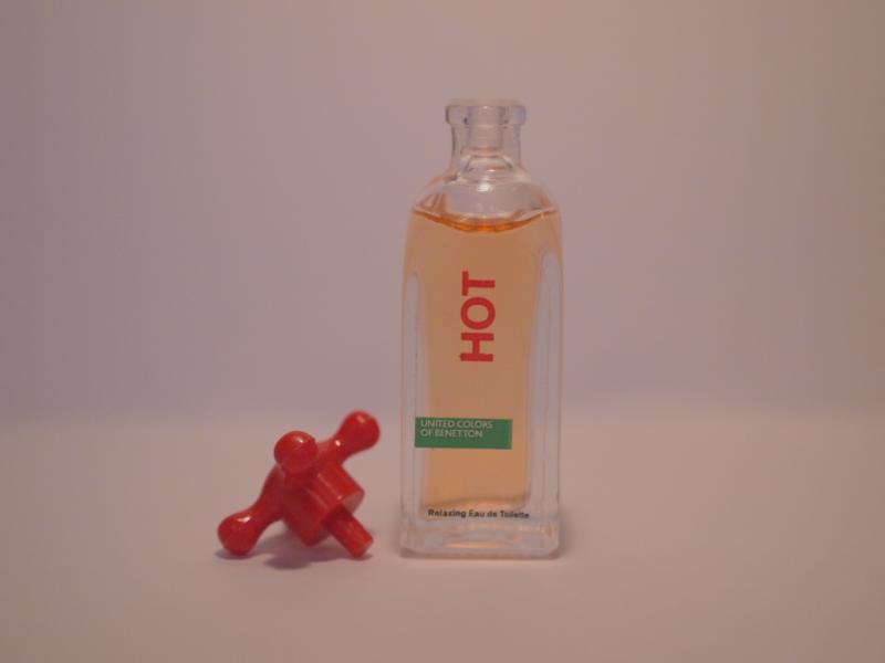 BENETTON/BENETTON HOT mini香水瓶、ミニチュア香水ボトル、ミニガラスボトル、香水ガラス瓶　LCC 0316（6）