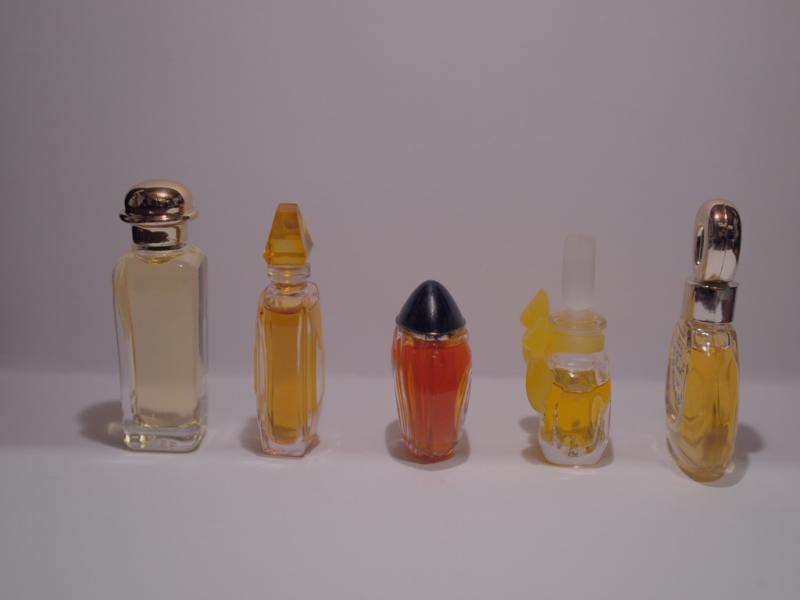香水瓶、ミニチュア香水ボトル、ミニガラスボトル、サンプルガラス瓶　LCC 0356（3）