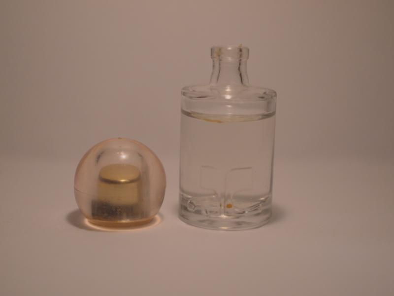 courreges/sweet courreges香水瓶、ミニチュア香水ボトル、ミニガラスボトル、サンプルガラス瓶　LCC 0402（6）