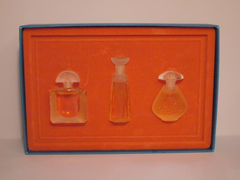 LALIQUE香水瓶、ミニチュア香水ボトル、ミニガラスボトル、サンプルガラス瓶　LCC 0429（3）