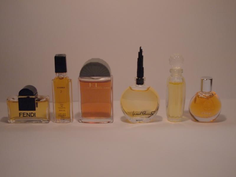 香水瓶、ミニチュア香水ボトル、ミニガラスボトル、サンプルガラス瓶　LCC 0436（4）