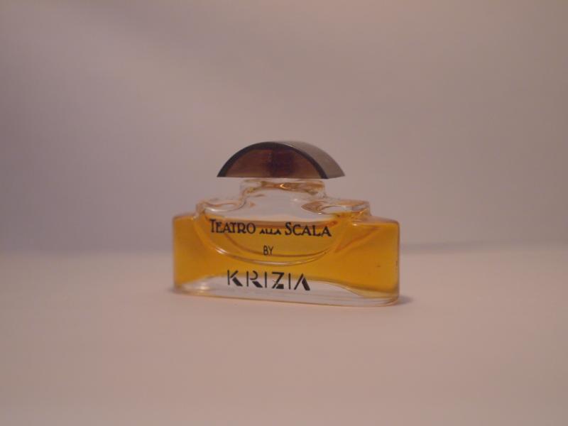Krizia/Teatro Alla Scala香水瓶、ミニチュア香水ボトル、ミニガラスボトル、香水ガラス瓶　LCC 0504（2）
