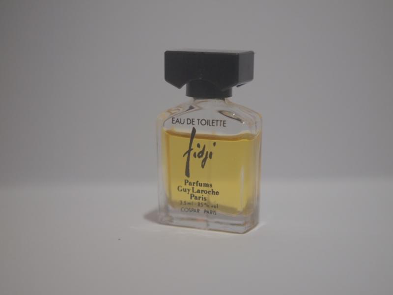 Guy Laroche/FIDJI香水瓶、ミニチュア香水ボトル、ミニガラスボトル、サンプルガラス瓶　LCC 0505（2）