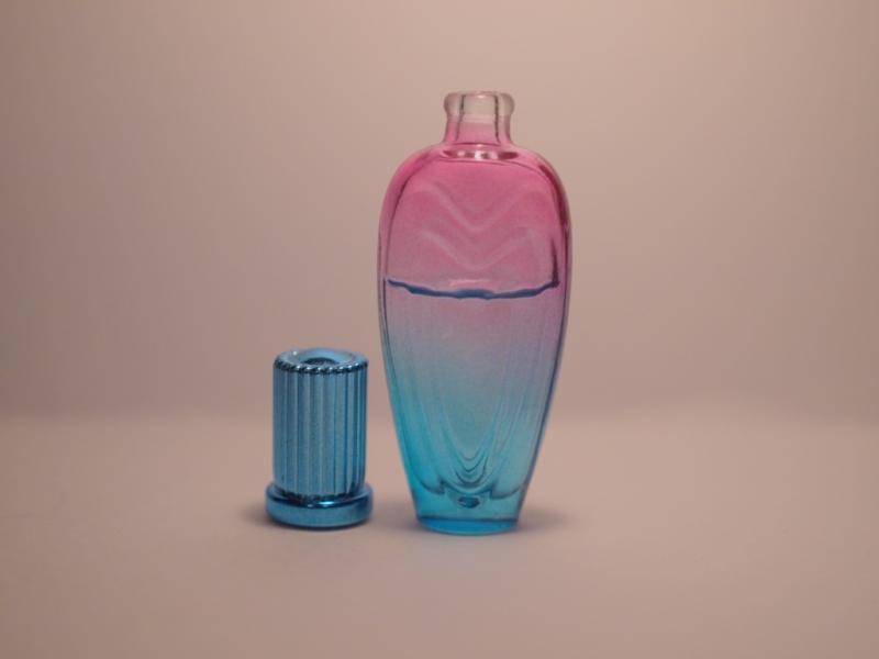 Escada/Pacific Paradise香水瓶、ミニチュア香水ボトル、ミニガラスボトル、サンプルガラス瓶　LCC 0525（6）