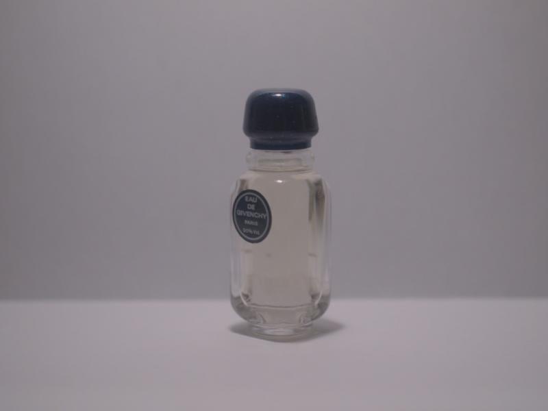 GIVENCHY/EAU DE GIVERNCHY香水瓶、ミニチュア香水ボトル、ミニガラスボトル、香水ガラス瓶　LCC 0551（2）