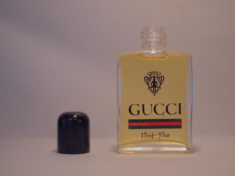GUCCI香水瓶、ミニチュア香水ボトル、ミニガラスボトル、サンプルガラス瓶　LCC 0588（6）