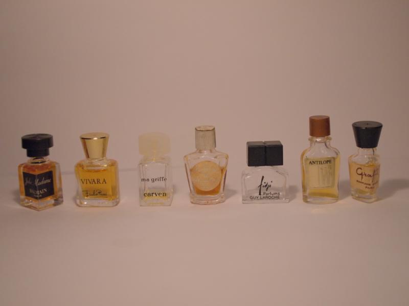 香水瓶、ミニチュア香水ボトル、ミニガラスボトル、サンプルガラス瓶　LCC 0676（4）