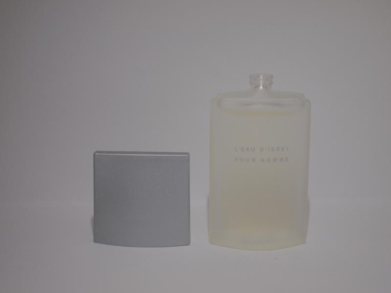 Issey Miyake/L'Eau D'Issey pour Homme香水瓶、ミニチュア香水ボトル、ミニガラスボトル、サンプルガラス瓶　LCC 0693（6）