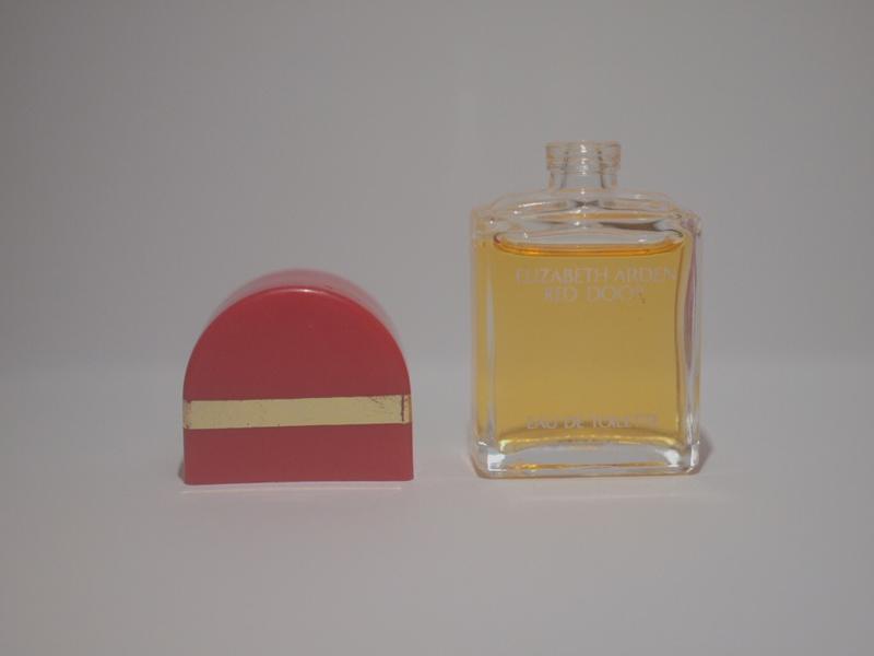 Elizabeth Arden/Red Door香水瓶、ミニチュア香水ボトル、ミニガラスボトル、香水ガラス瓶　LCC 0760（6）