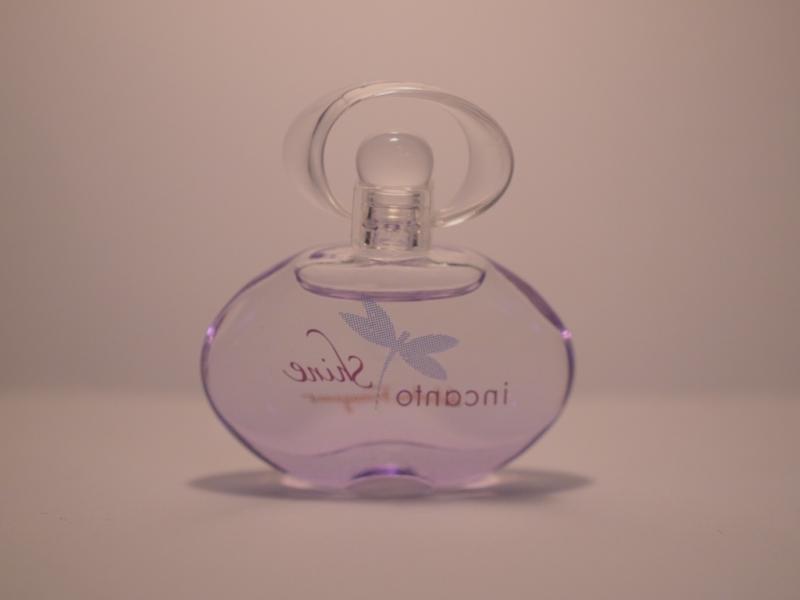 Salvatore Ferragamo/Incanto Shine香水瓶、ミニチュア香水ボトル、ミニガラスボトル、サンプルガラス瓶　LCC 0833（3）