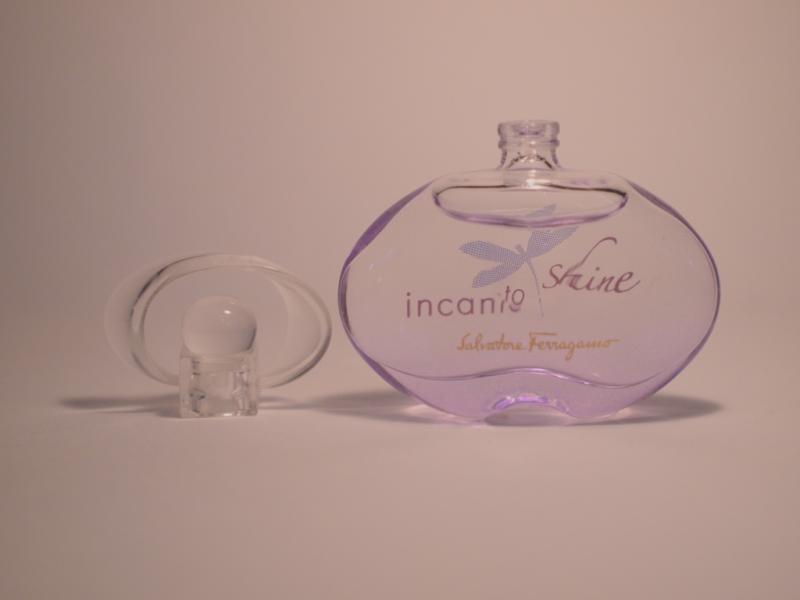 Salvatore Ferragamo/Incanto Shine香水瓶、ミニチュア香水ボトル、ミニガラスボトル、サンプルガラス瓶　LCC 0833（5）