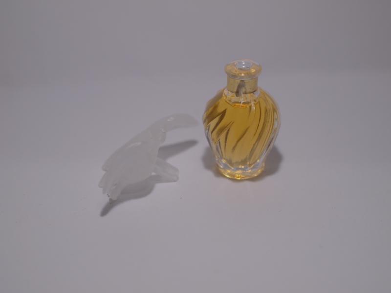 NINA RICCI/L’Air de Temps香水瓶、ミニチュア香水ボトル、ミニガラスボトル、サンプルガラス瓶　LCM 4565（6）