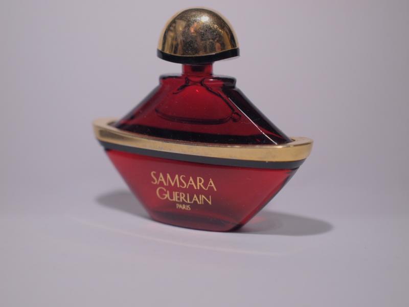 GUERLAIN/SAMSARA香水瓶、ミニチュア香水ボトル、ミニガラスボトル、香水ガラス瓶　LCM 4628（2）