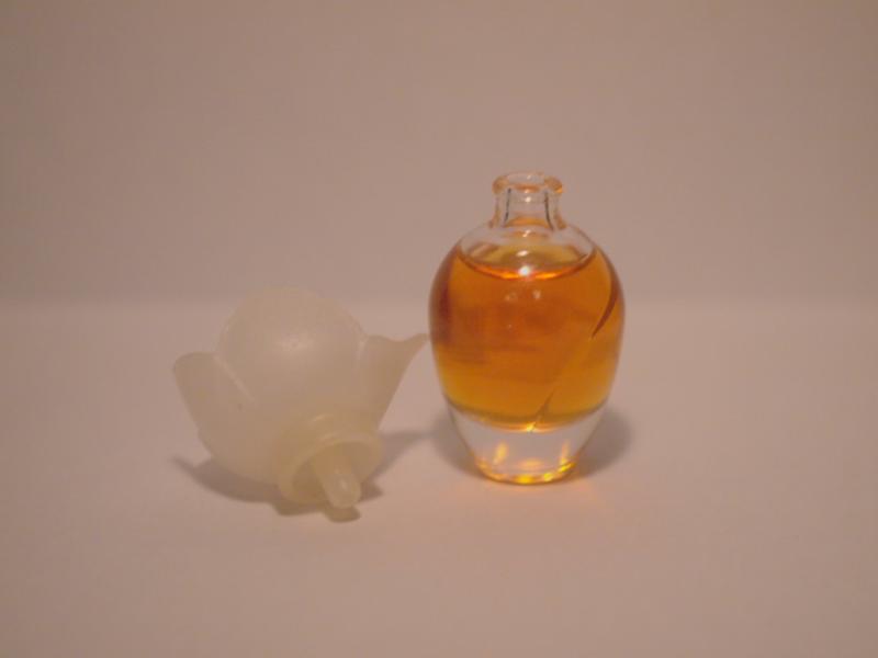 Chloé/Chloé Narcisse香水瓶、ミニチュア香水ボトル、ミニガラスボトル、香水ガラス瓶　LCM 4639（6）