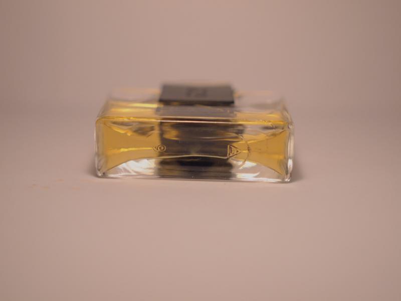 Fendi/Fendi(original)香水瓶、ミニチュア香水ボトル、ミニガラスボトル、香水ガラス瓶　LCM 4645（5）