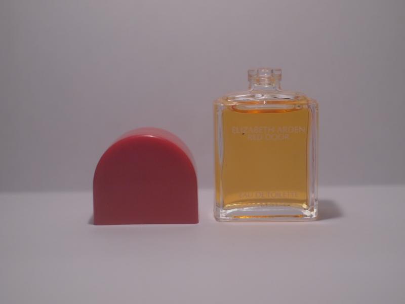 Elizabeth Arden/Red Door香水瓶、ミニチュア香水ボトル、ミニガラスボトル、香水ガラス瓶　LCM 4646（6）