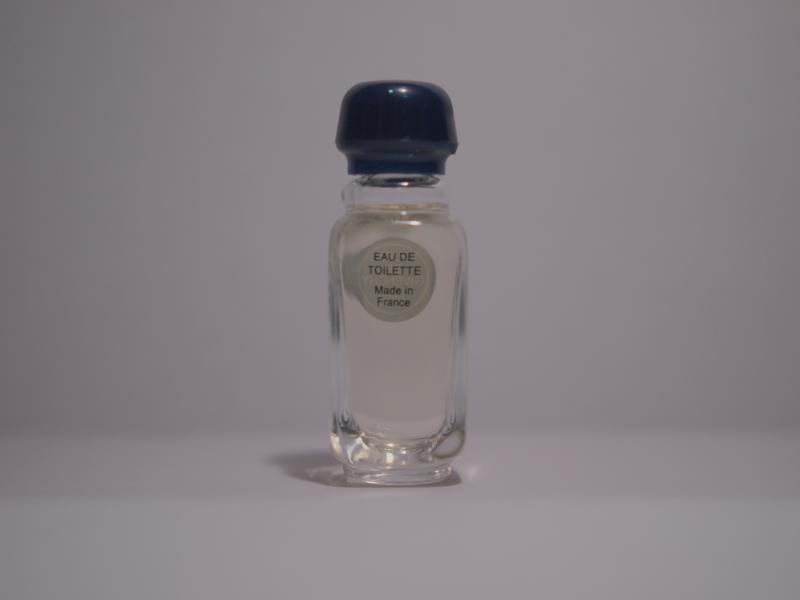 GIVENCHY/EAU DE GIVERNCHY香水瓶、ミニチュア香水ボトル、ミニガラスボトル、香水ガラス瓶　LCM 4647（2）