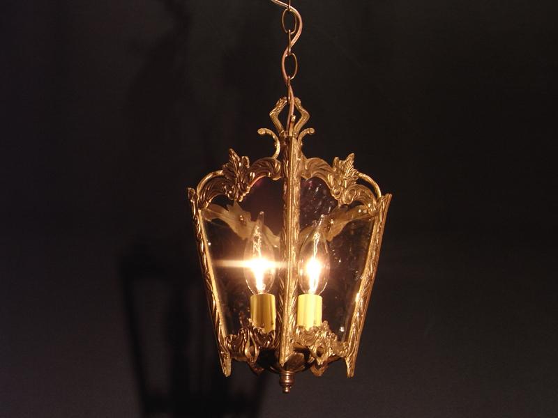 スペイン製小型真鍮ペンダントライト、ガラスランタンペンダント照明、玄関照明　LCH 1040（2）