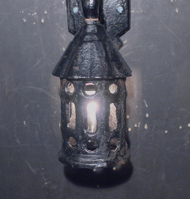 イギリス製黒ウォールブラケット、壁ブラケット照明、ウォールランプ 、ライト　LCB 0505（4）