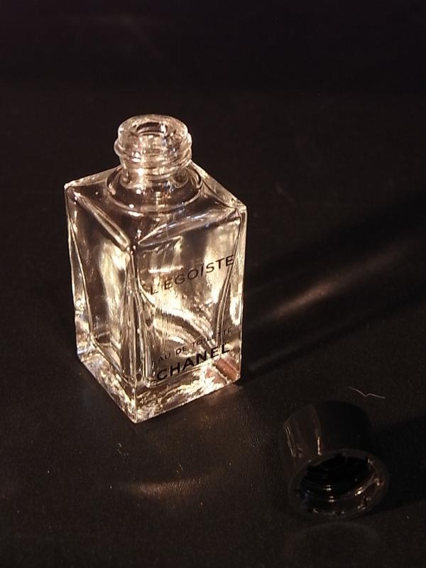 CHANEL L’Egoiste香水瓶、ミニチュア香水ボトル、ミニガラスボトル、サンプルガラス瓶　LCC 1135（4）