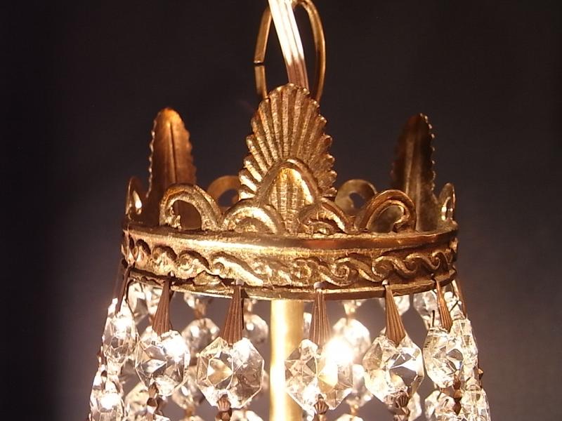 フランス製小型真鍮シャンデリア（エンパイア洋梨型クリスタルガラスビーズシャンデリア）インテリア照明　LCH 1153（7）