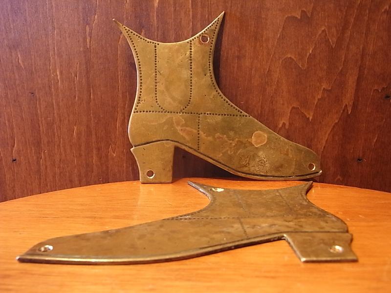 イタリア製真鍮ブーツサイン、靴屋さん装飾、靴プレート　LCM 5910（6）